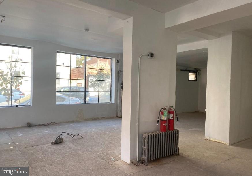 835 Corinthian Ave #comm Property Photo 5