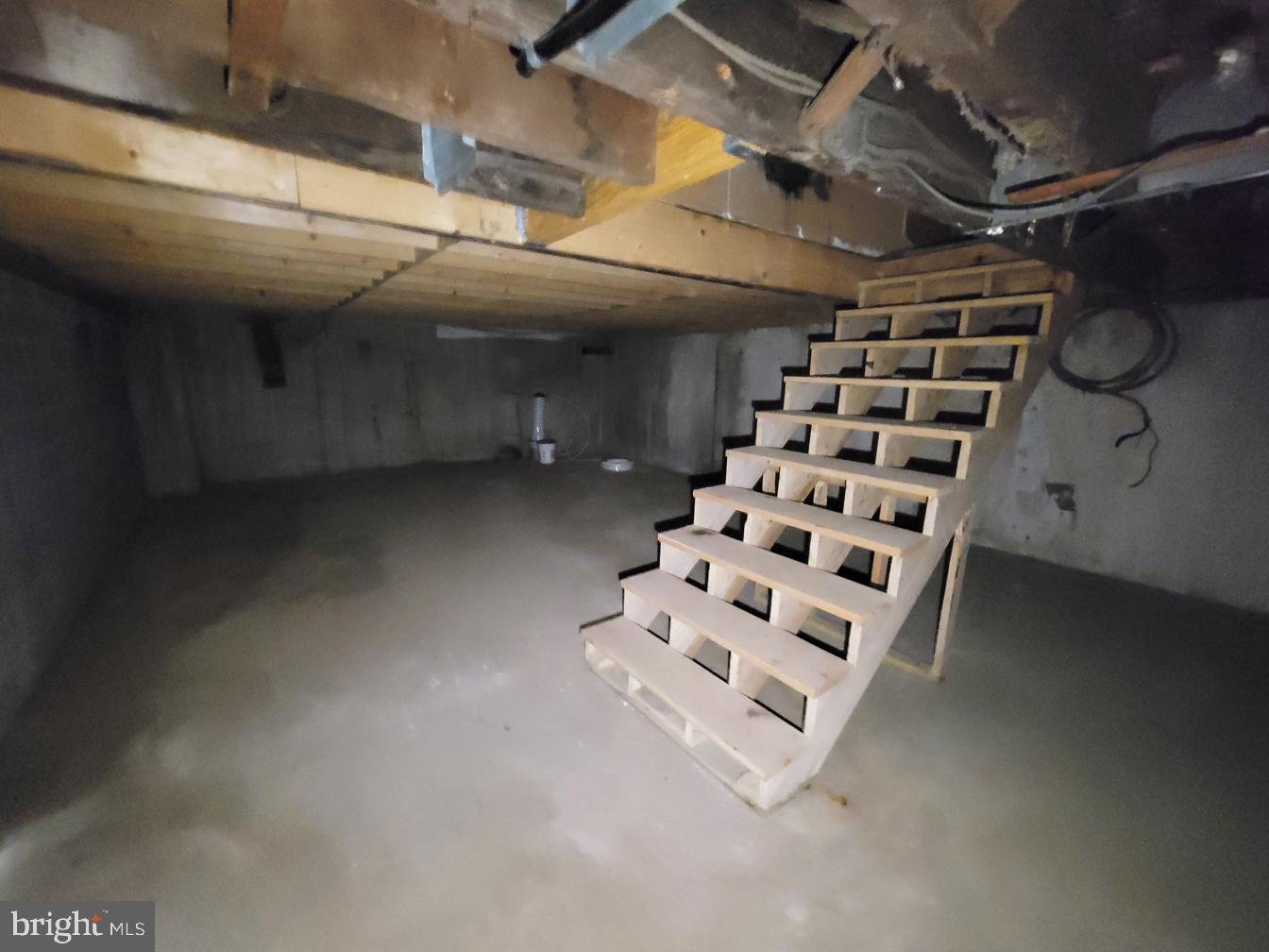 1433 E Vernon Rd #commercial Space Property Photo 16