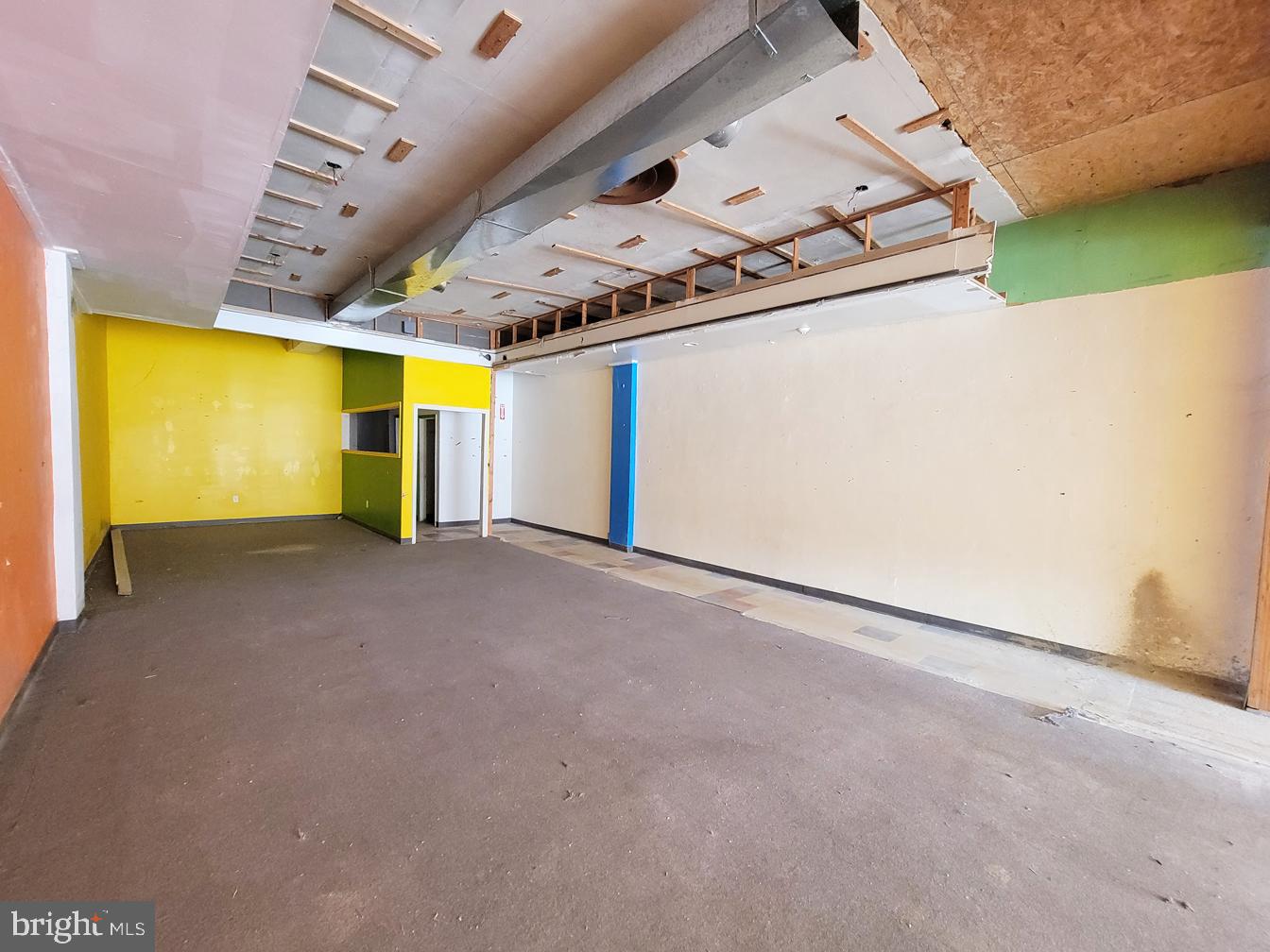 1433 E Vernon Rd #commercial Space Property Photo 23