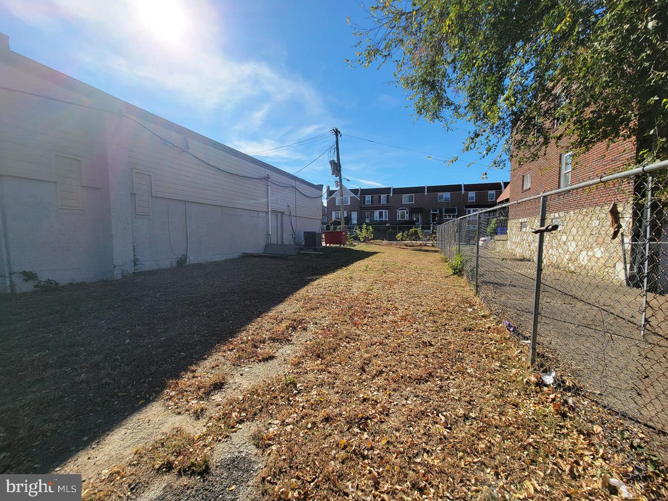 1433 E Vernon Rd #commercial Space Property Photo 29