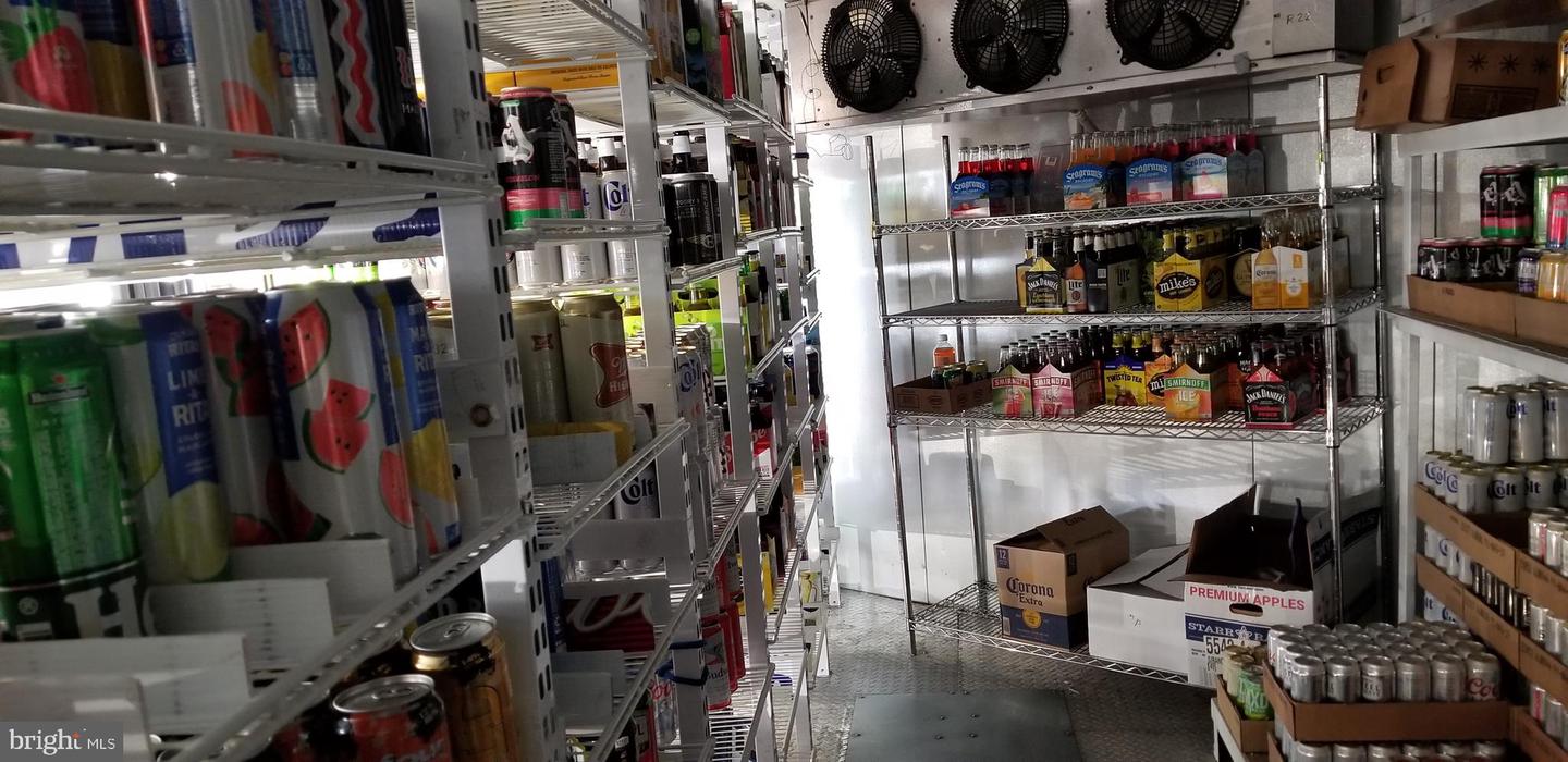 6100 E Wister St Property Photo 6