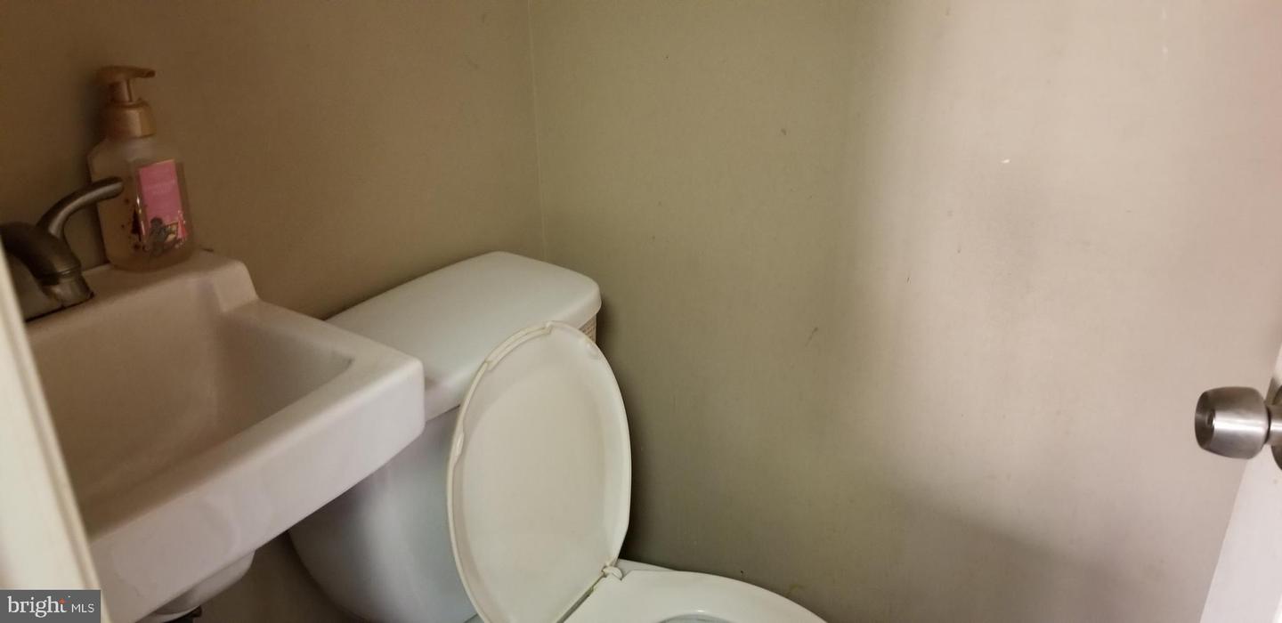 6100 E Wister St Property Photo 12