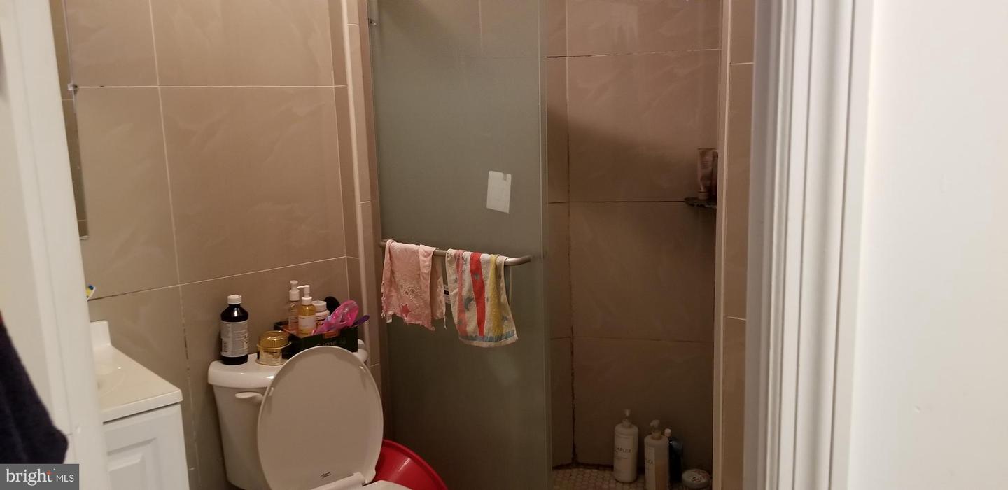 6100 E Wister St Property Photo 23