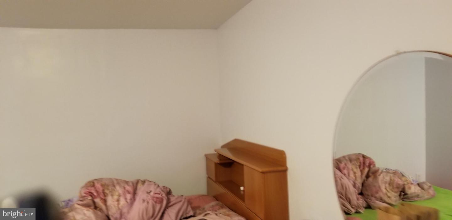 6100 E Wister St Property Photo 24