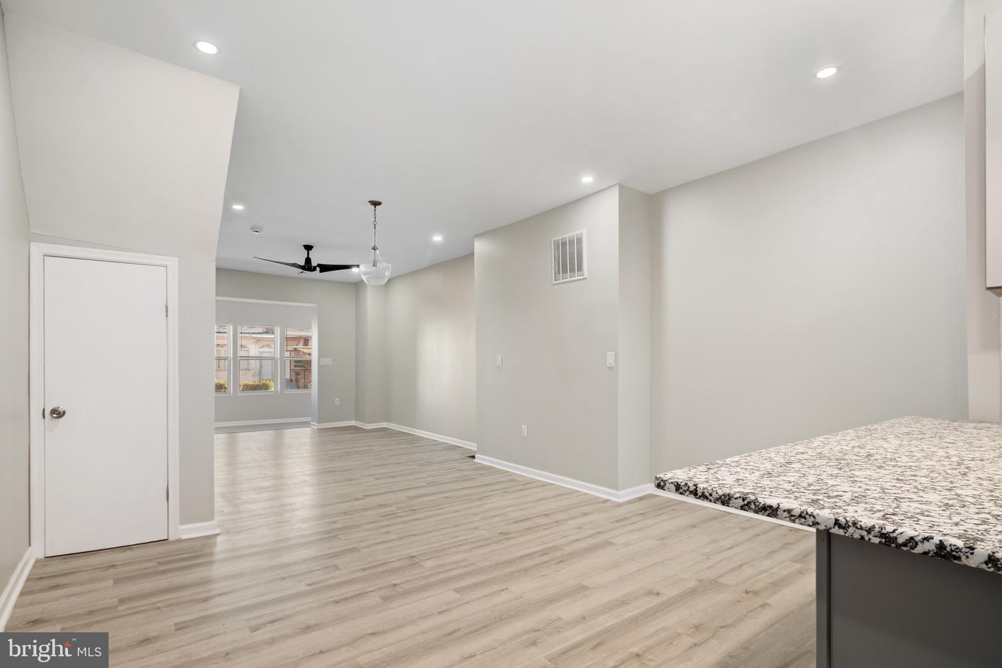 5503 Greenway Ave Property Photo 14