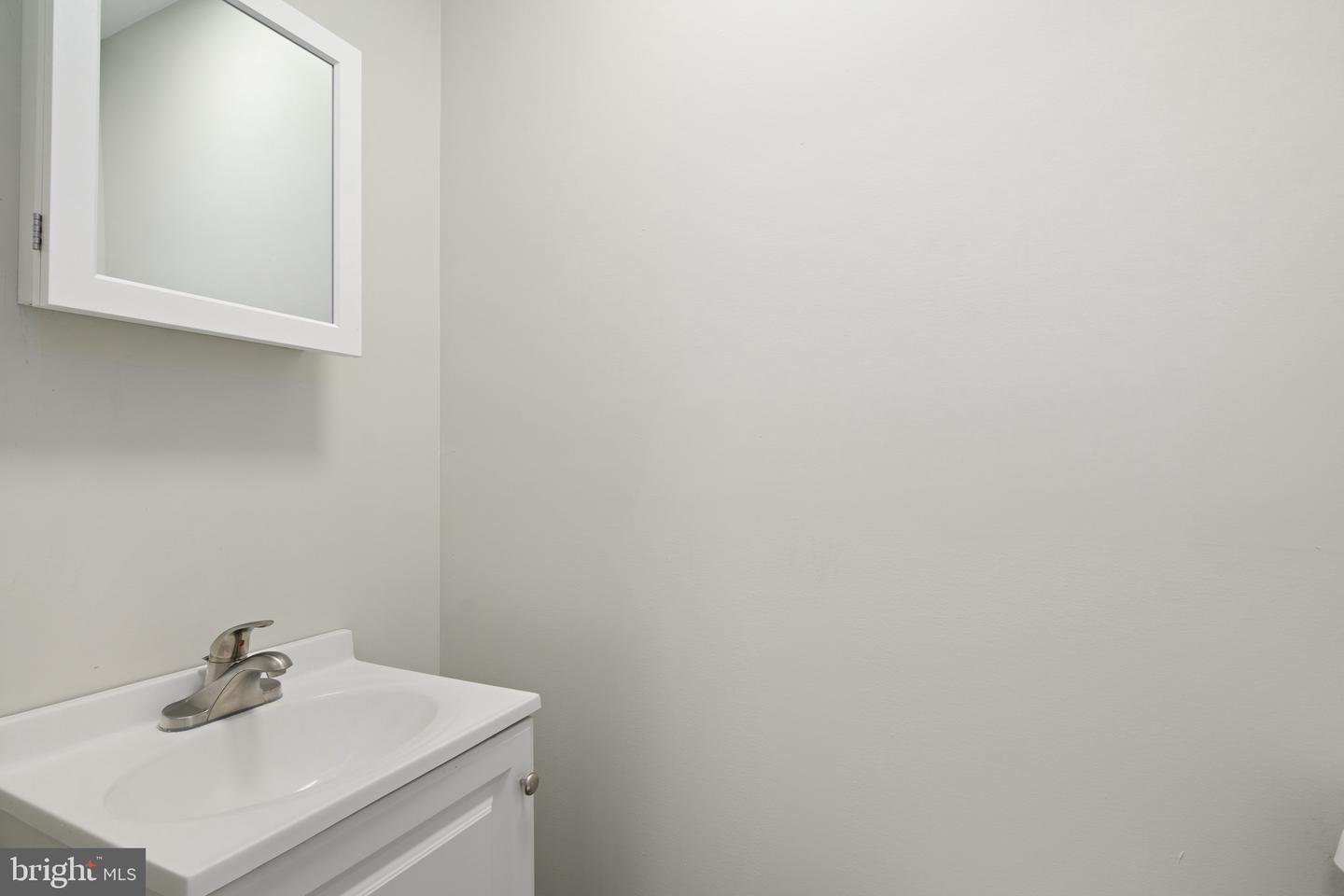 5503 Greenway Ave Property Photo 18