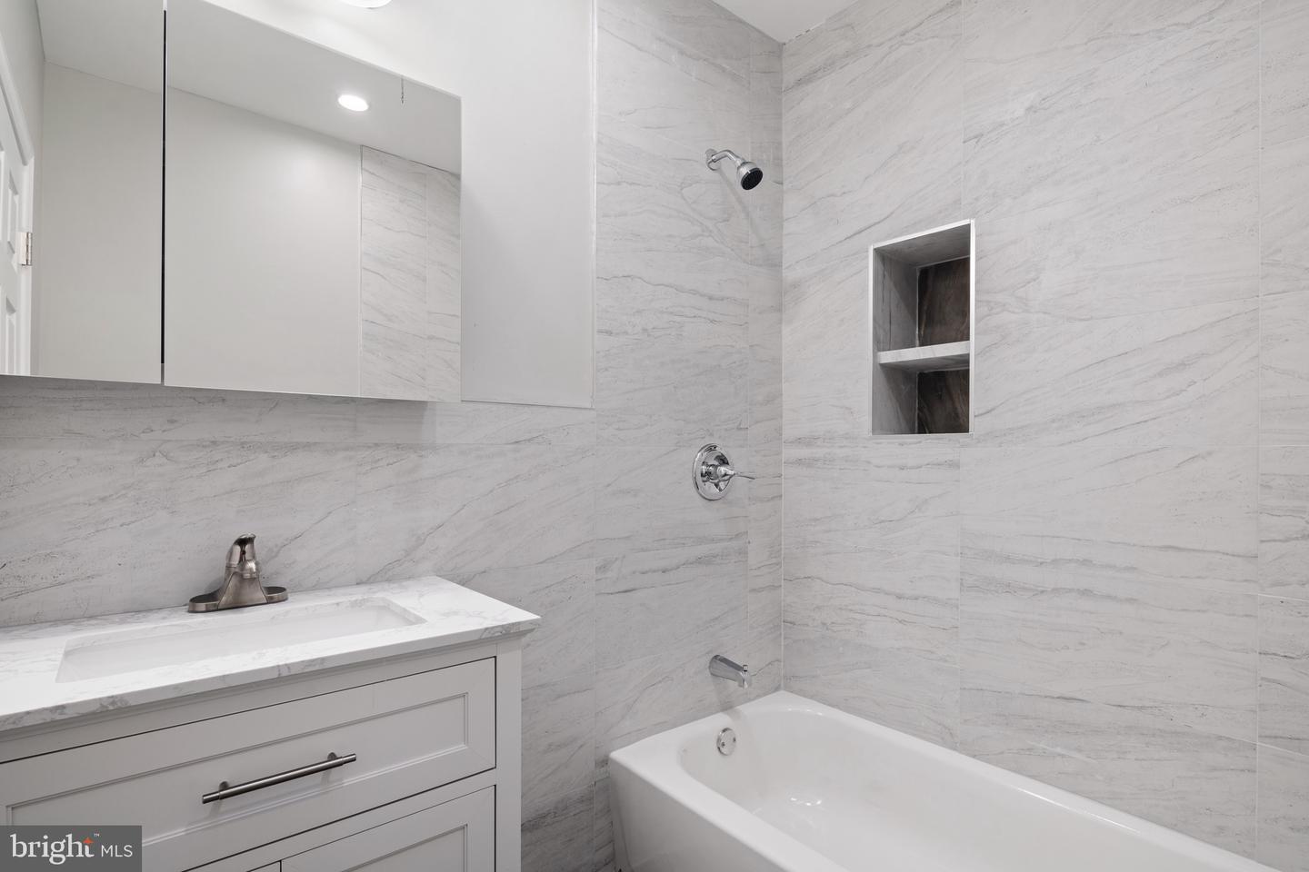 5503 Greenway Ave Property Photo 25