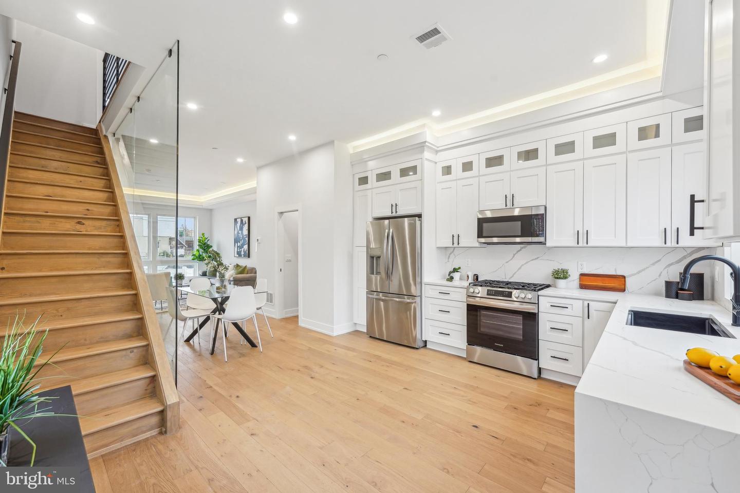 3003-11 Gaul Street #c Property Photo 11