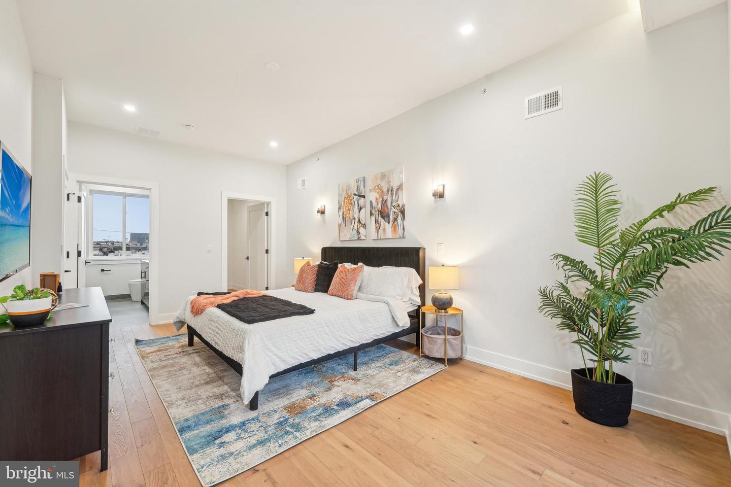 3003-11 Gaul Street #c Property Photo 14