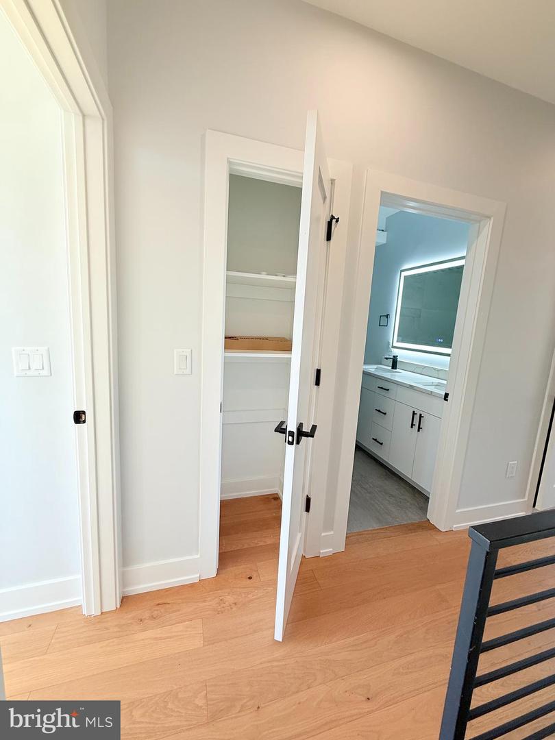 3003-11 Gaul Street #c Property Photo 22
