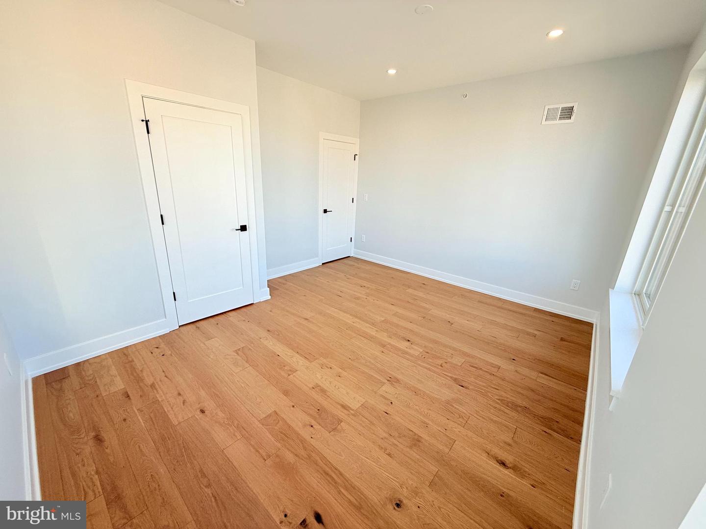 3003-11 Gaul Street #c Property Photo 33