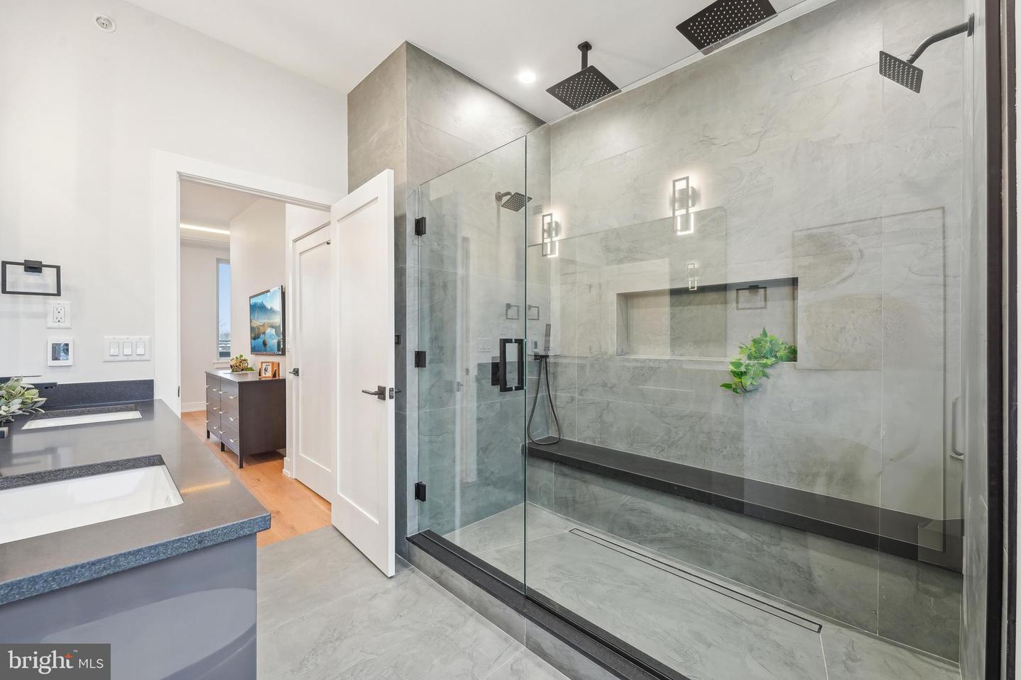 3003-11 Gaul Street #c Property Photo 60