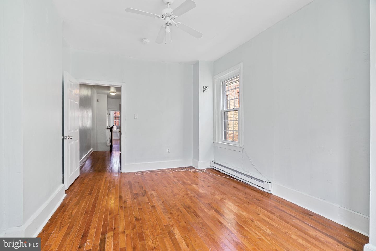 1636 Edgley St Property Photo 15