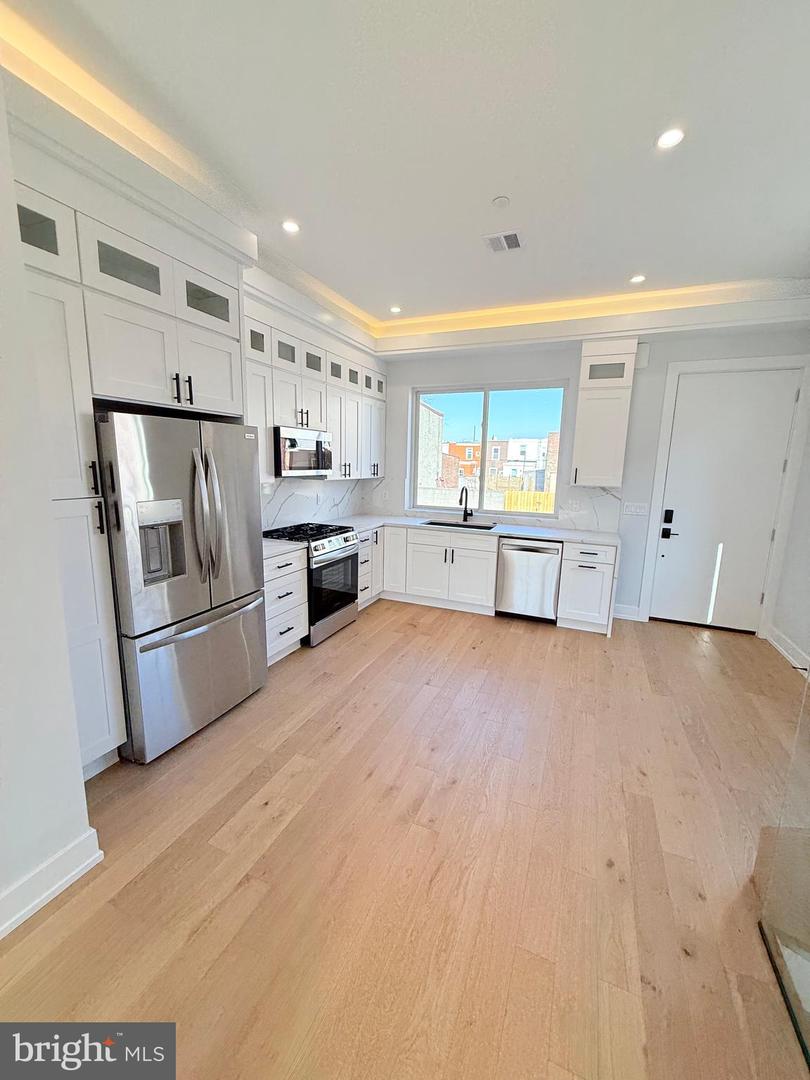 3003-11 Gaul Street #d Property Photo 8