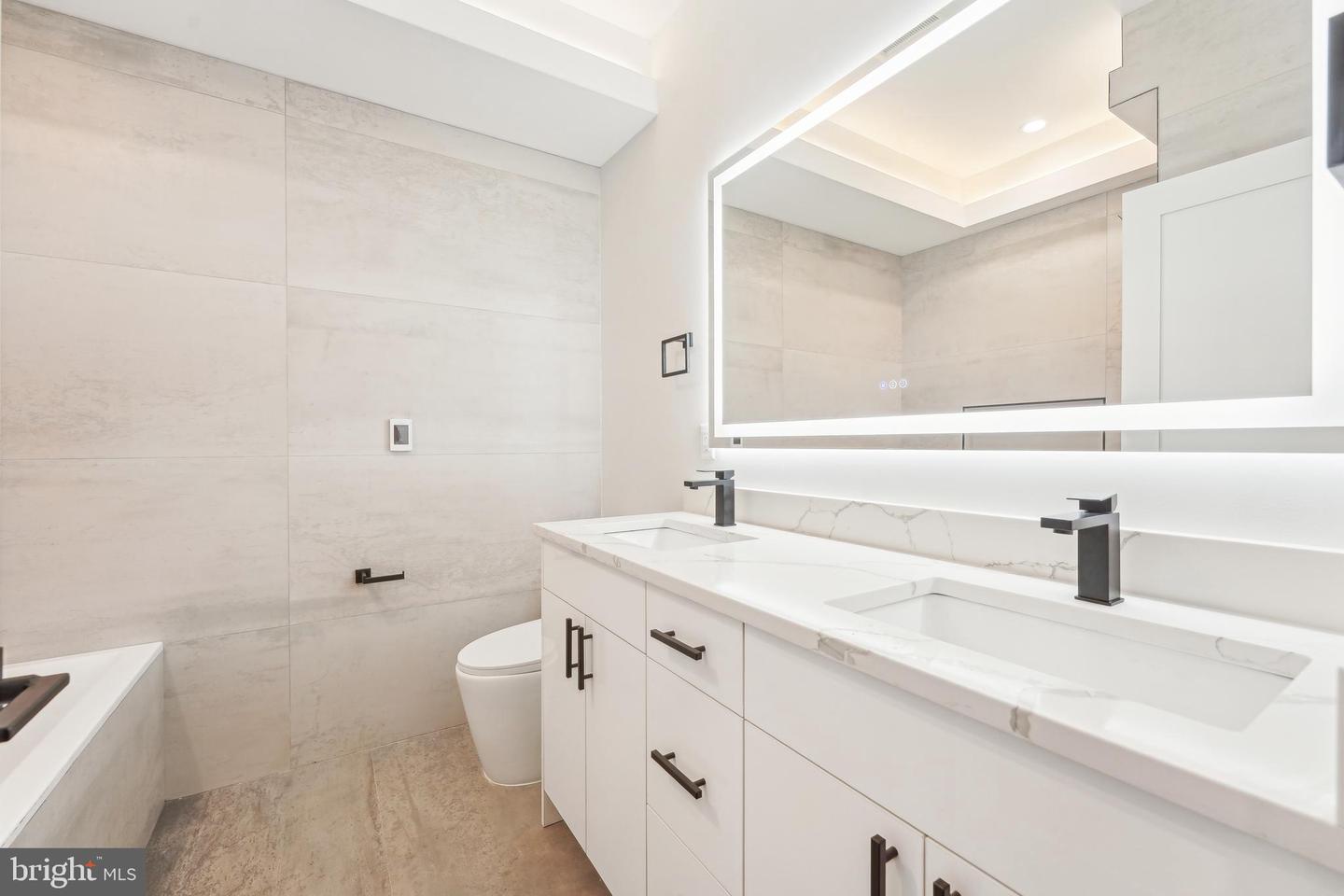 3003-11 Gaul Street #d Property Photo 28