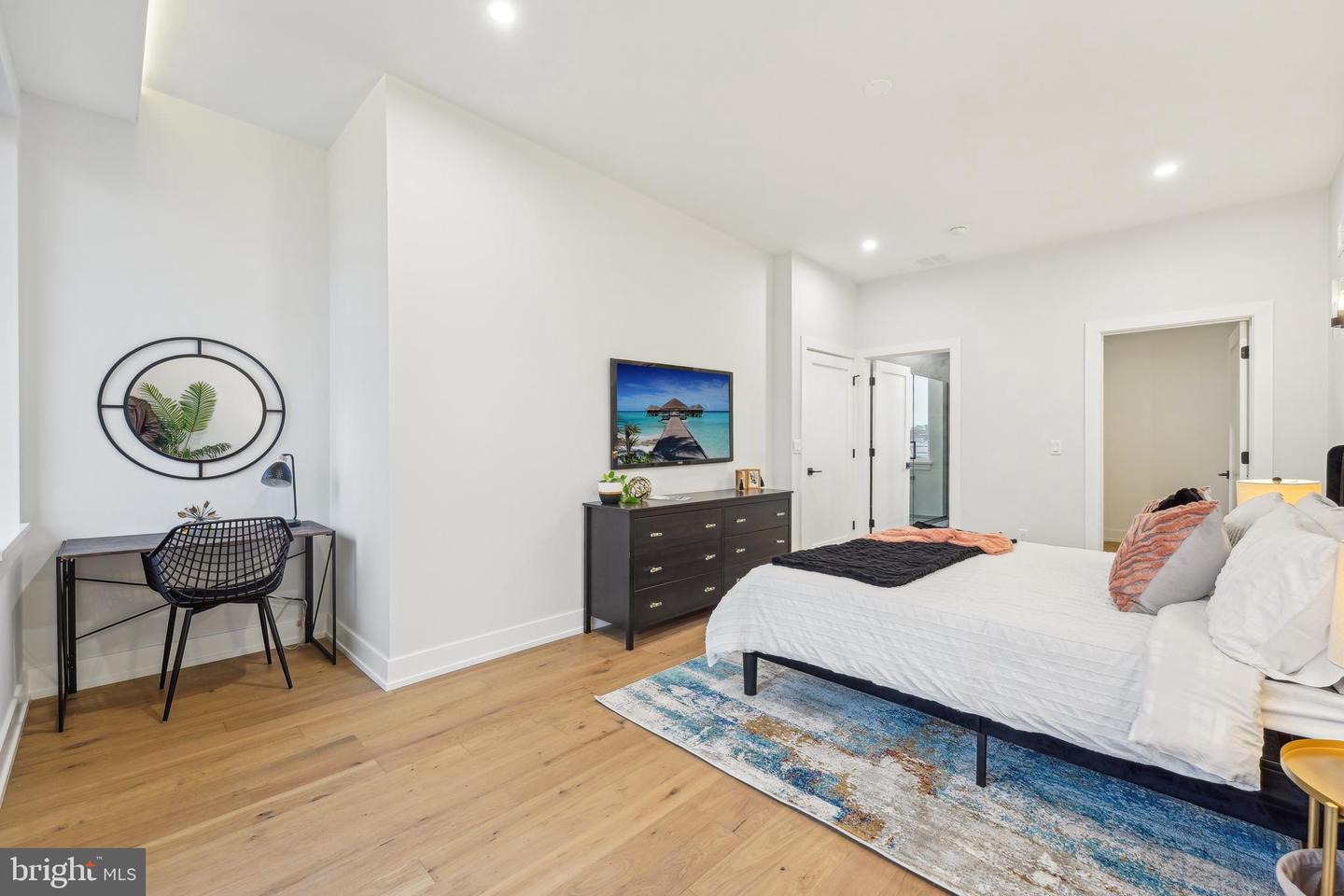 3003-11 Gaul Street #d Property Photo 34