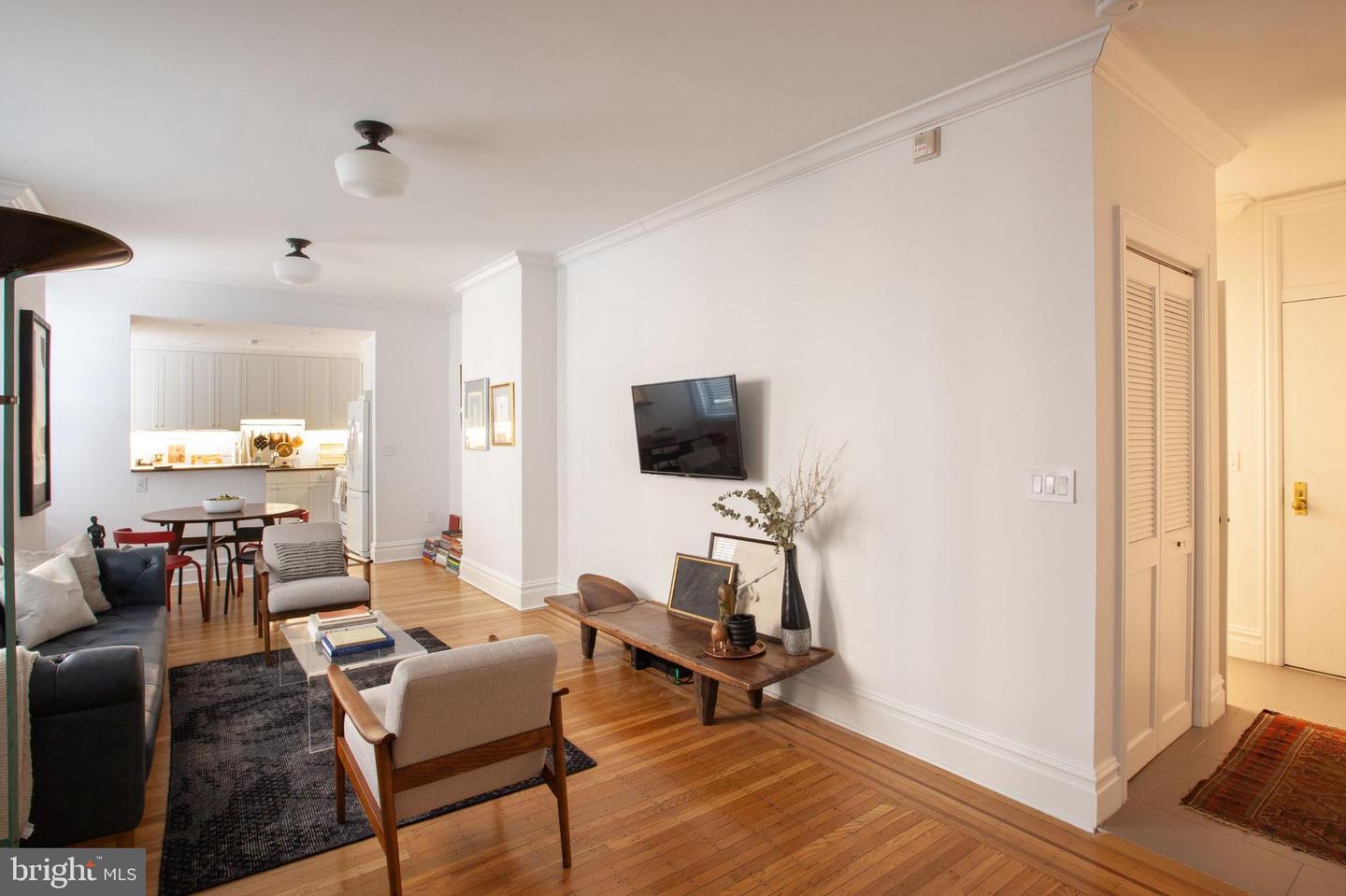 1520-28 Spruce St #202 Property Photo 1