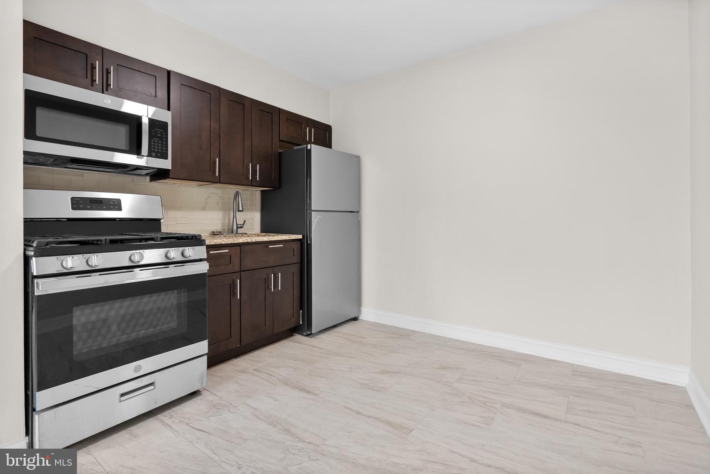 5156 D St #2 Property Photo 6