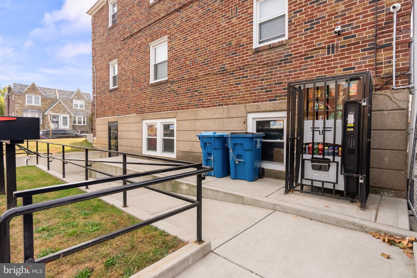 5156 D St #2 Property Photo 17
