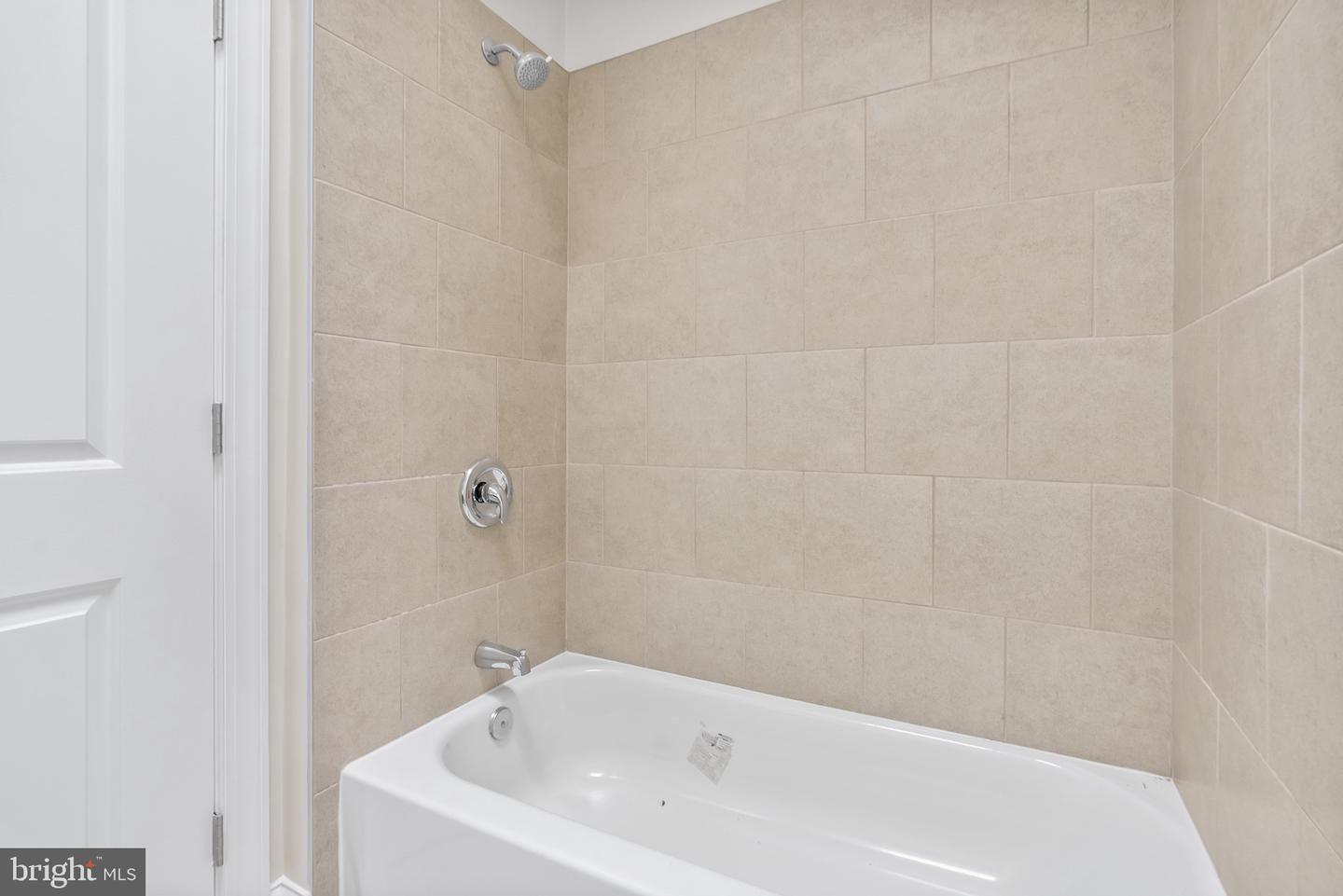 5160 D St #2 Property Photo 10