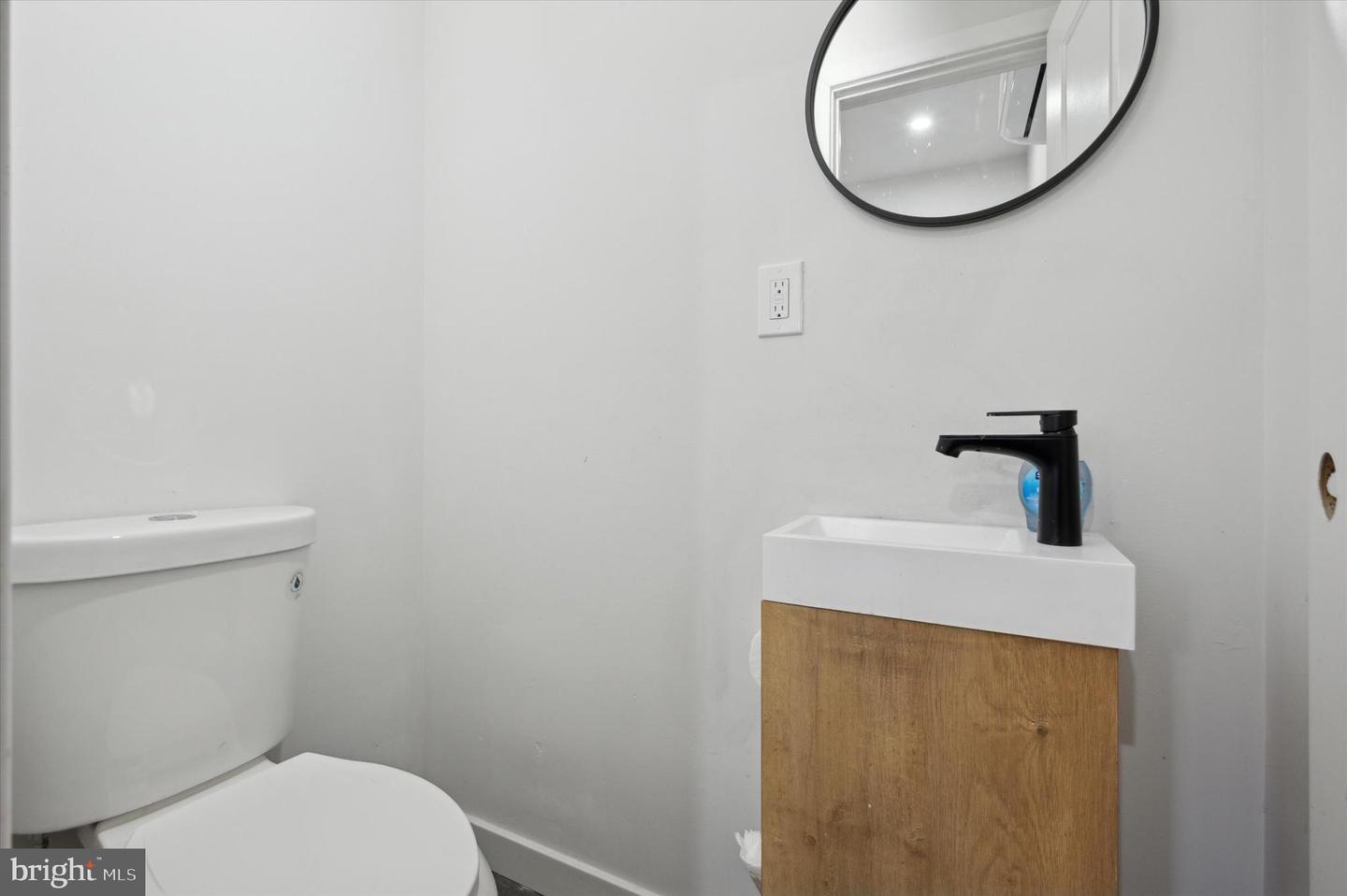 2701 Poplar St Property Photo 11