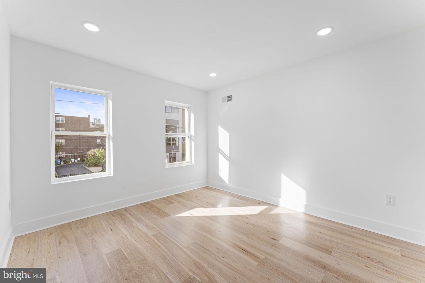 1007 Mount Vernon St Property Photo 24