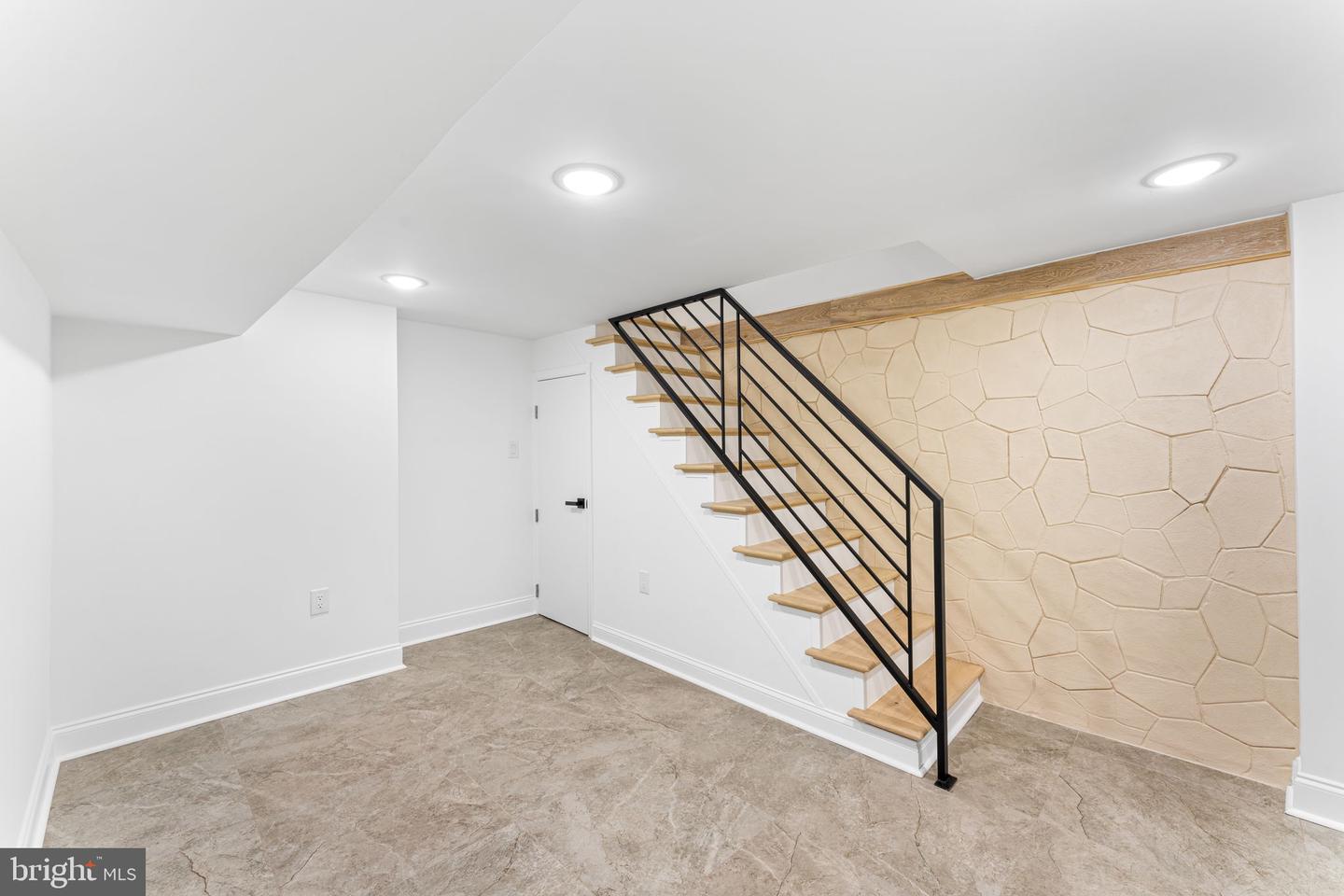 1007 Mount Vernon St Property Photo 32