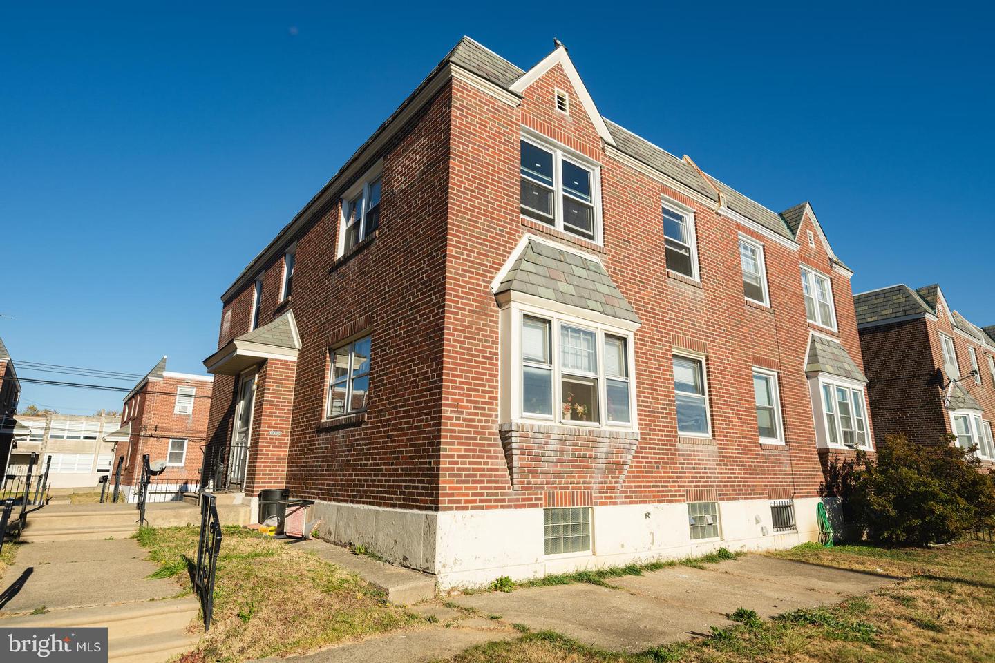 3025 SAINT VINCENT ST Property Photo 1