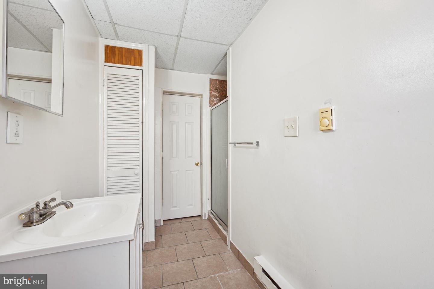 513 W Girard Ave #2 Property Photo 10