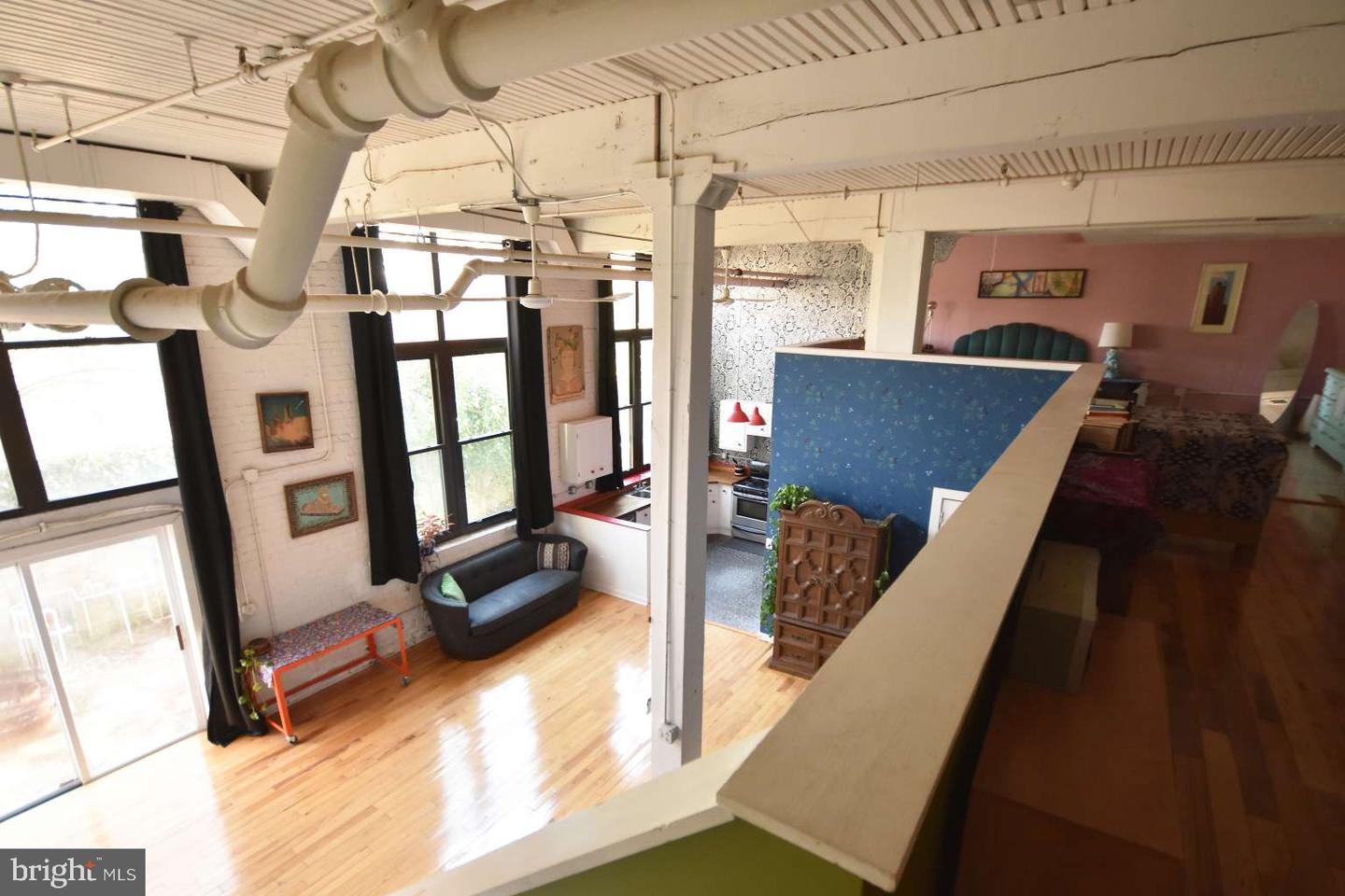 5221-27 Greene St #4 Property Photo 6