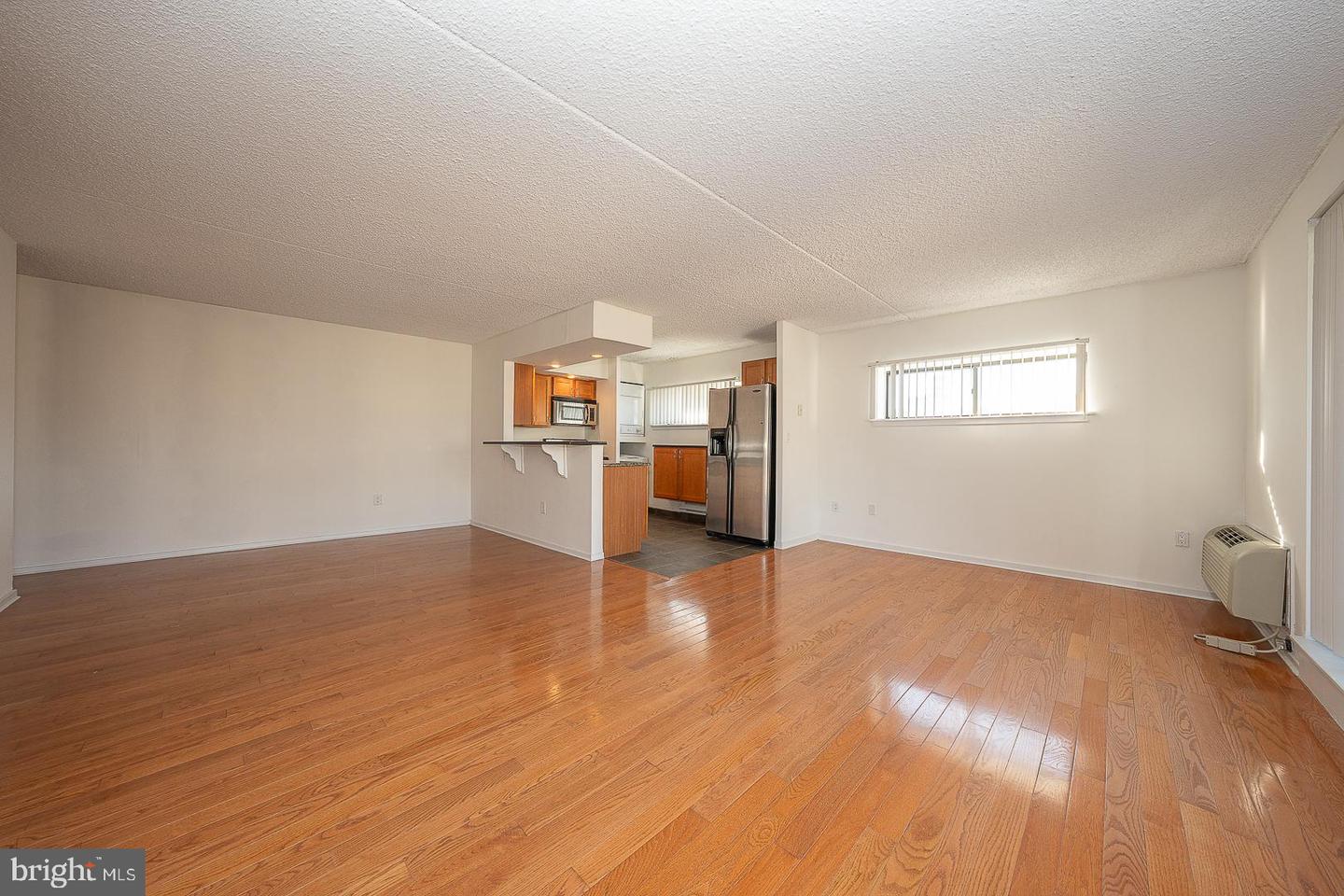 200-10 Lombard St #531 Property Photo