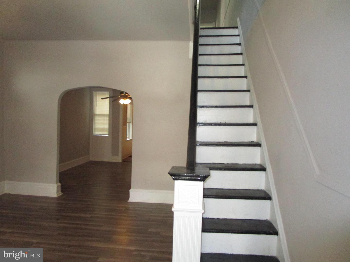 3715 N SYDENHAM ST Property Photo 1