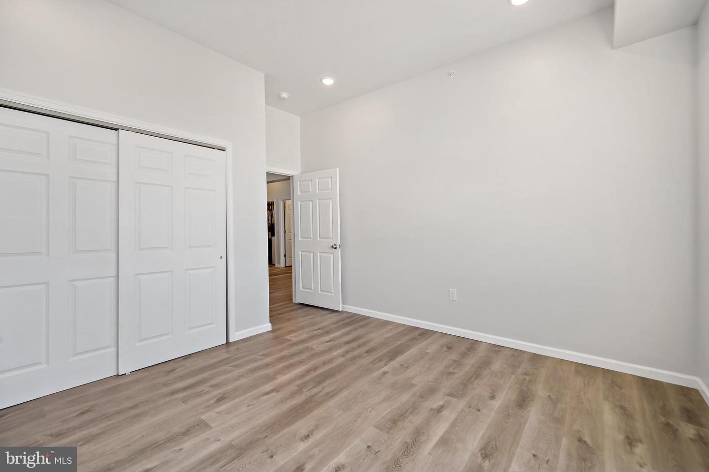 1625-27 Point Breeze Ave Property Photo 12
