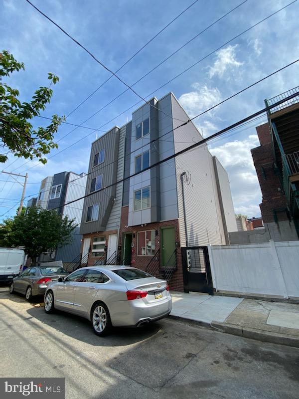 1534 W Stiles St #c Property Photo 15