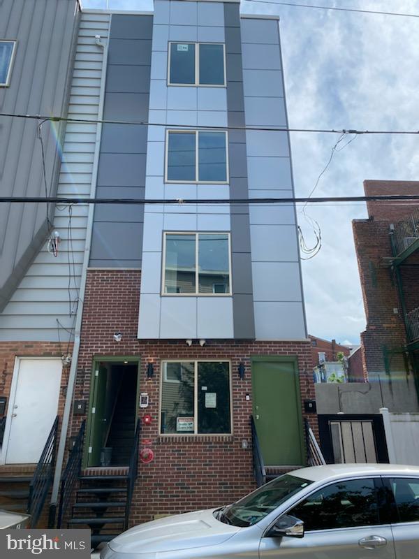 1534 W Stiles St #c Property Photo 17