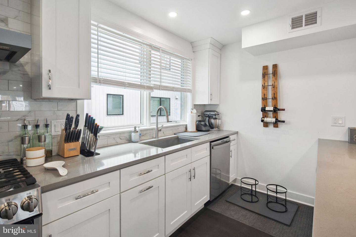 1315 S Capitol Street Property Photo 10