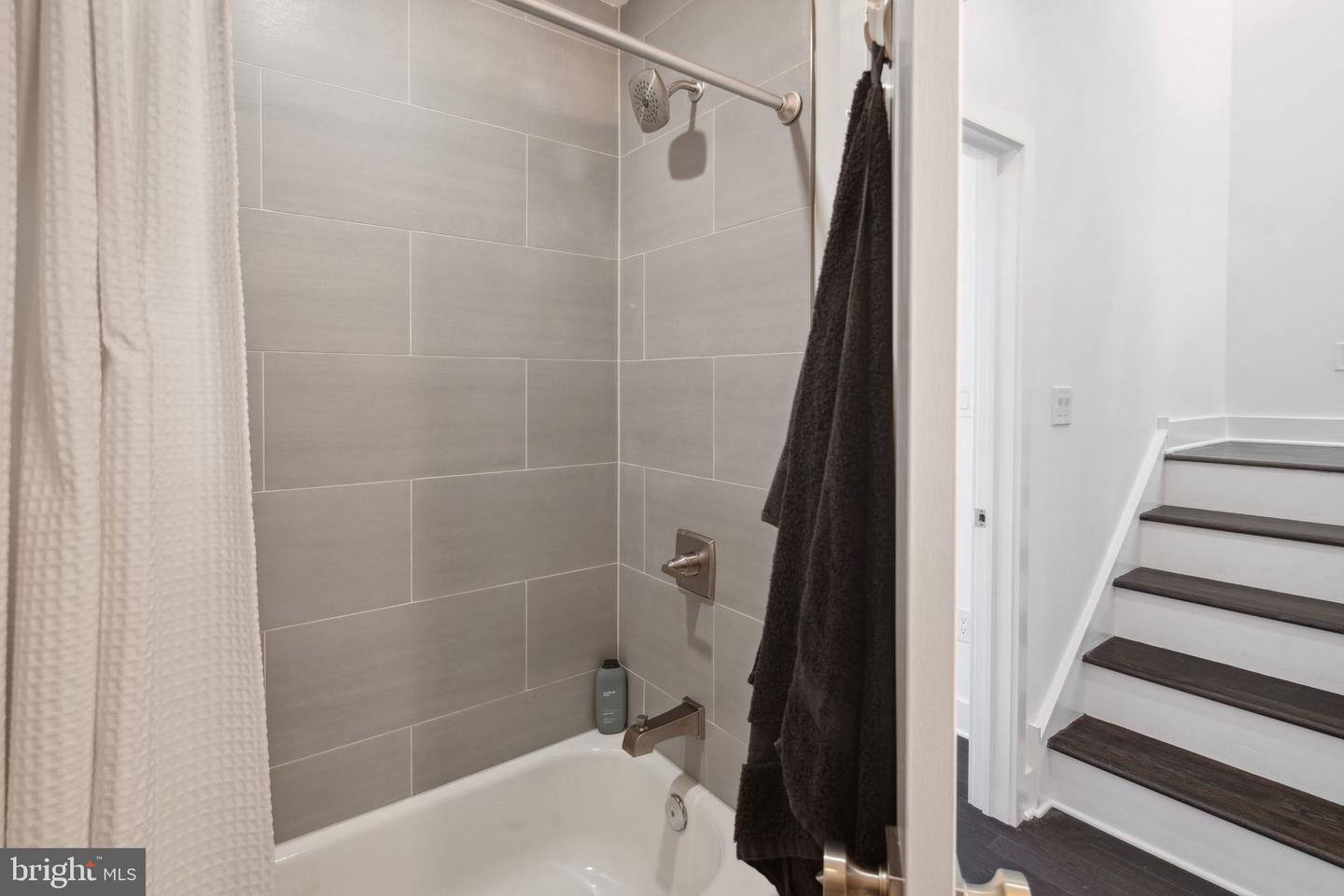 1315 S Capitol Street Property Photo 12