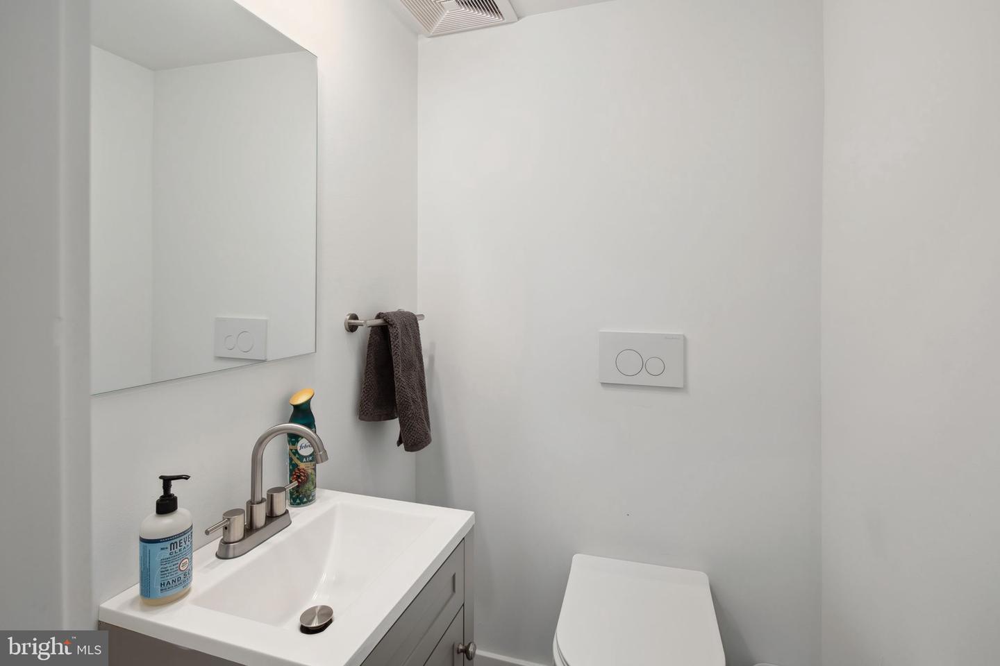 1315 S Capitol Street Property Photo 27
