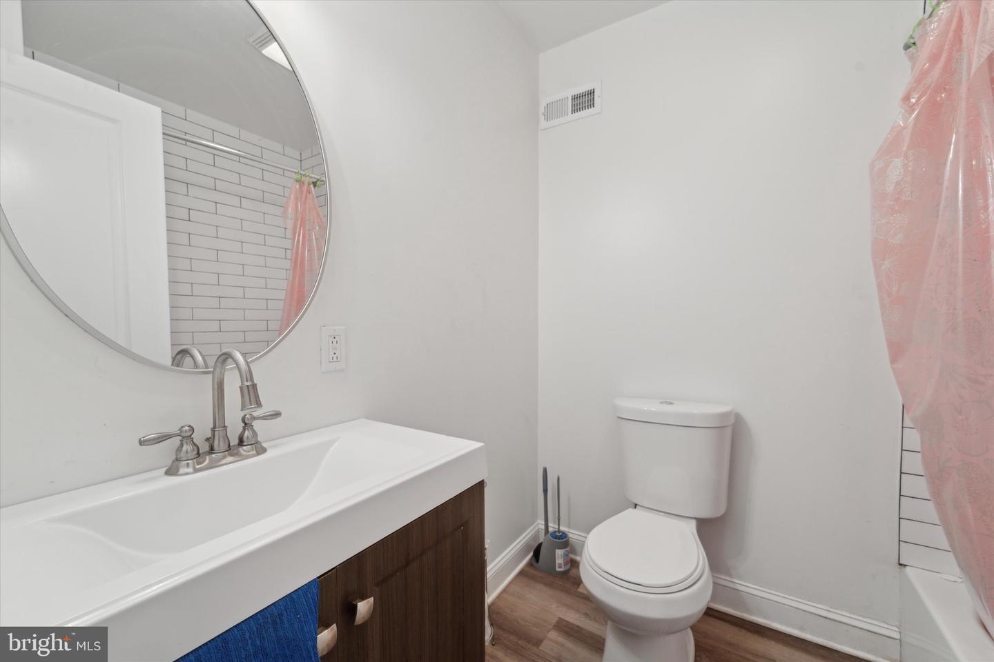 3727 Melon St Property Photo 5
