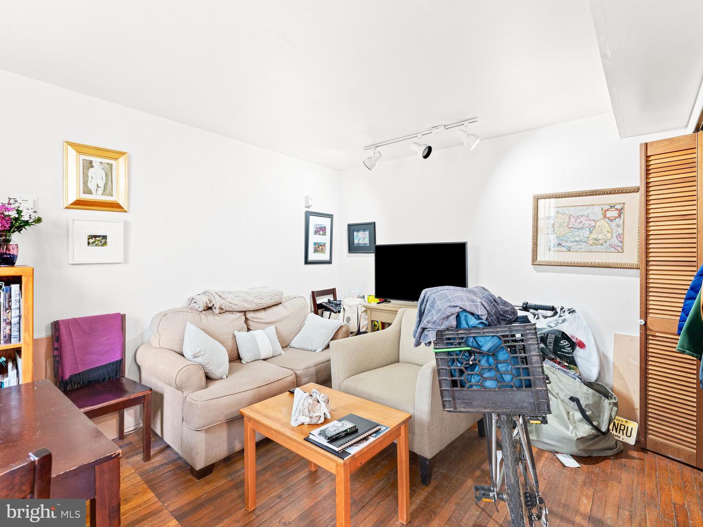 3627 Powelton Ave Property Photo 7