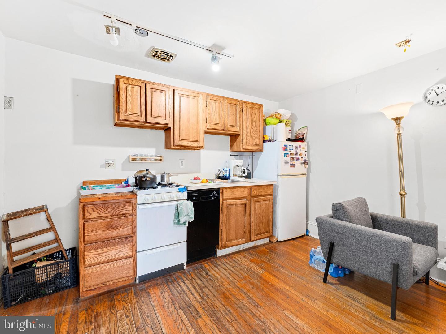 3627 Powelton Ave Property Photo 13