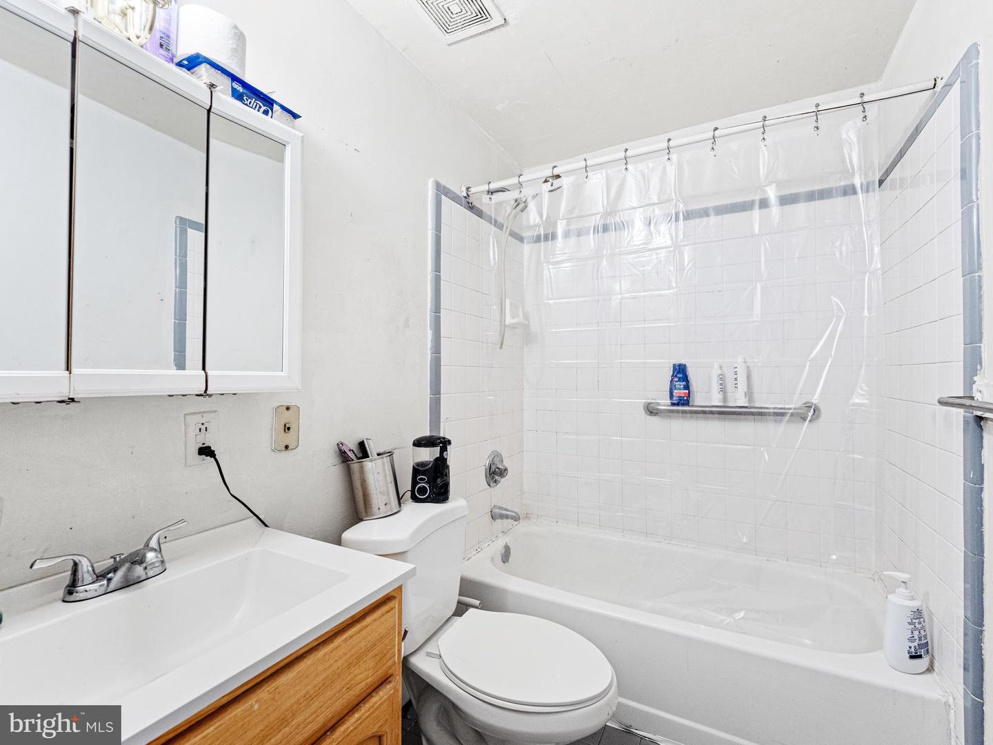 3627 Powelton Ave Property Photo 23