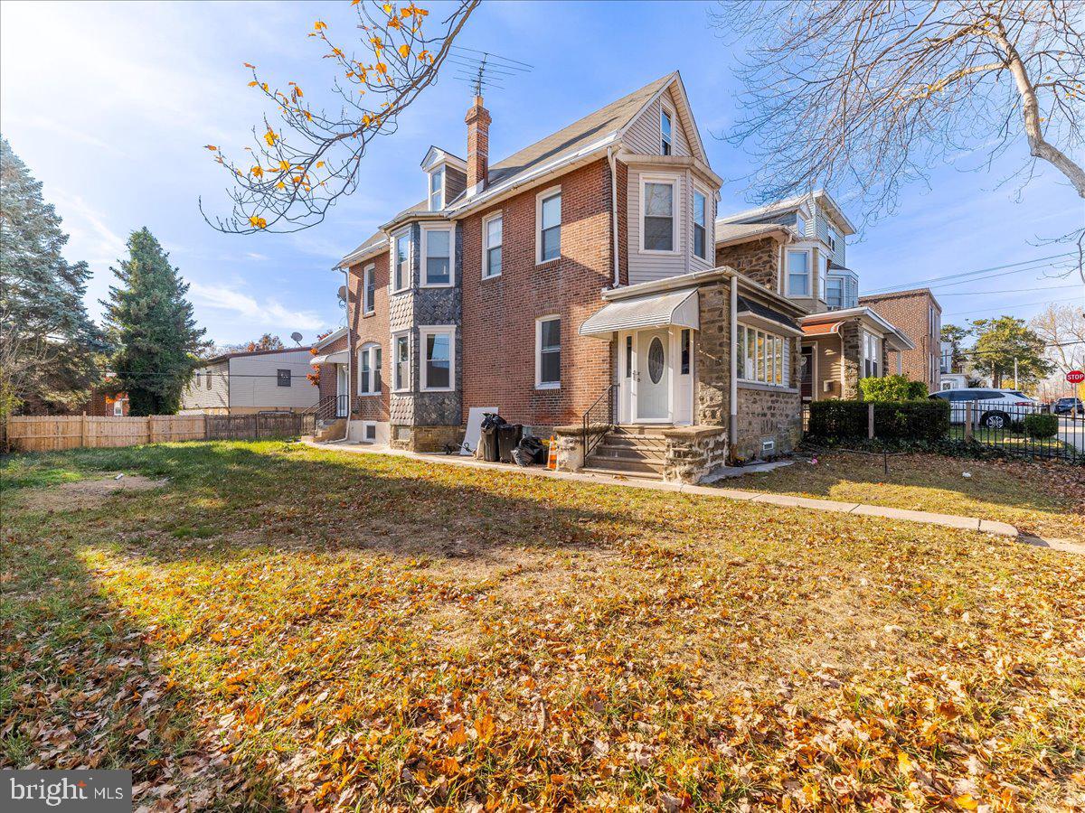 410 Gilham St Property Photo