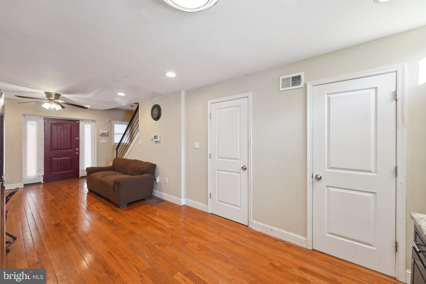 5019 N Franklin St Property Photo 7