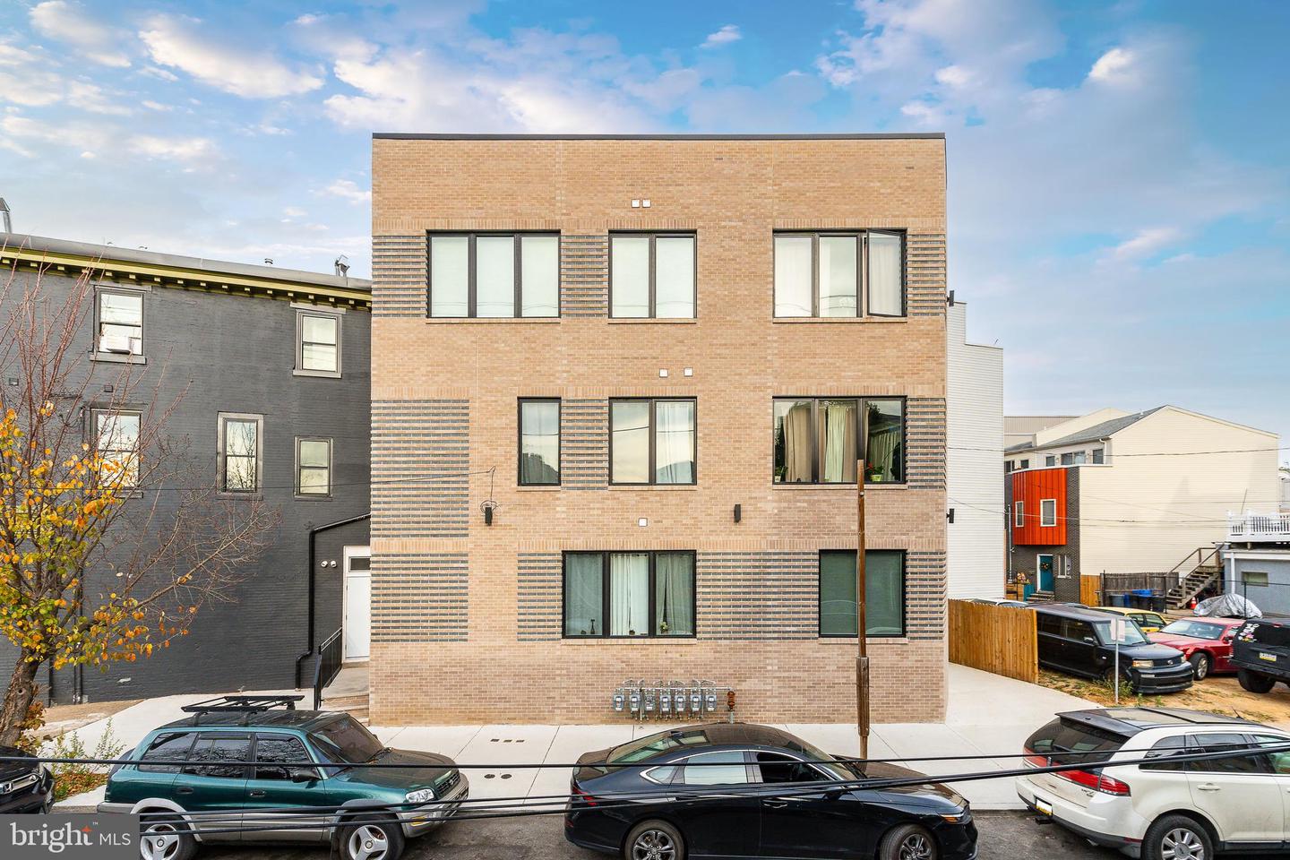 2301 Frankford Ave Property Photo 1
