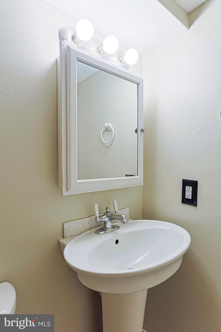 1017 Spruce St #a Property Photo 11