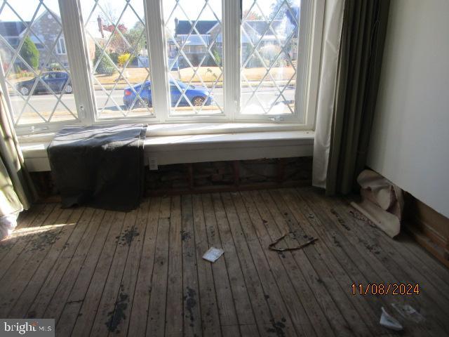 8816 Bradford St Property Photo 4