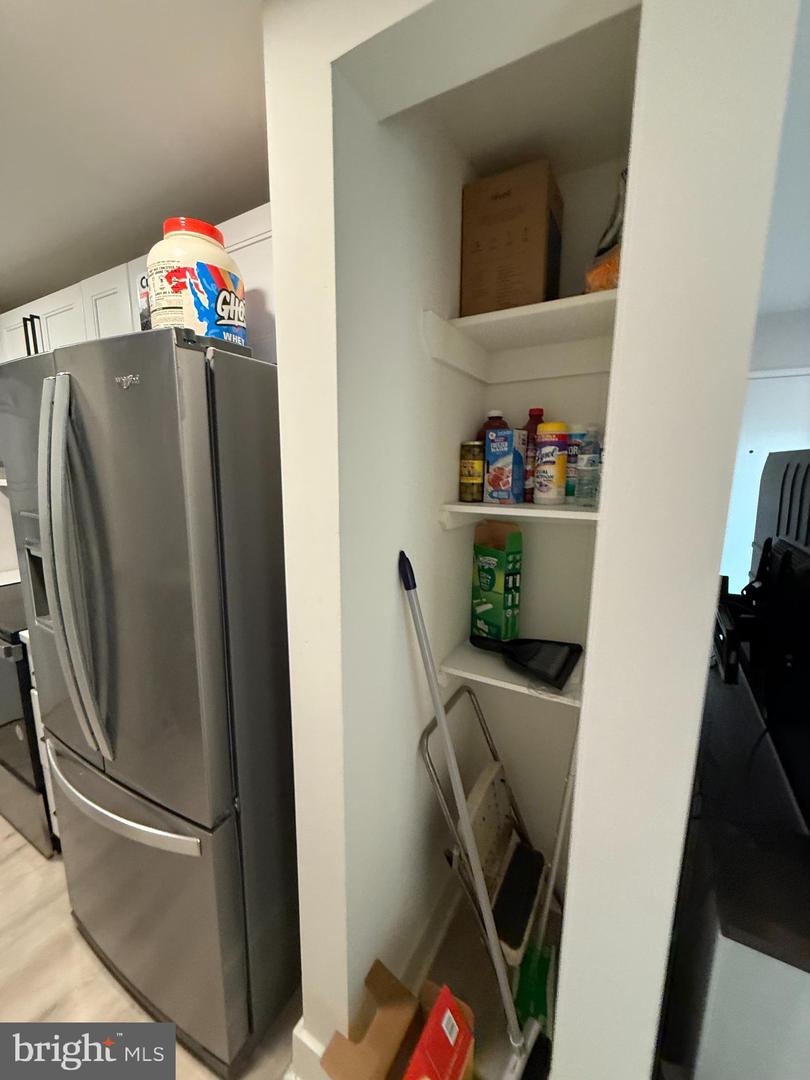 1805 N Howard St #409 Property Photo 6