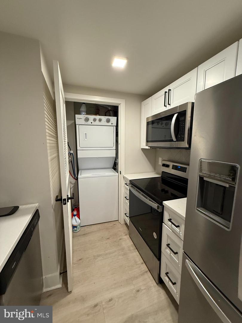 1805 N Howard St #409 Property Photo 7
