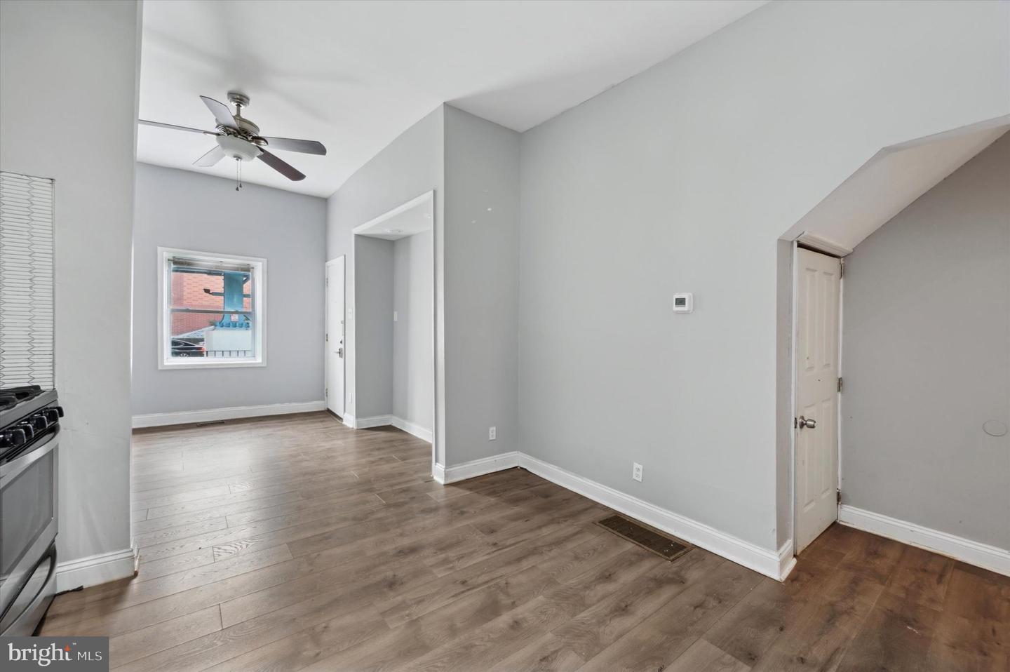 4915 Market St Property Photo 11